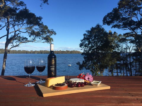 The Basin Waterfront - Accommodation Sunshine Coast 0