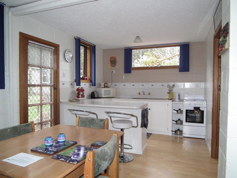 Harlea - Accommodation Sunshine Coast 0