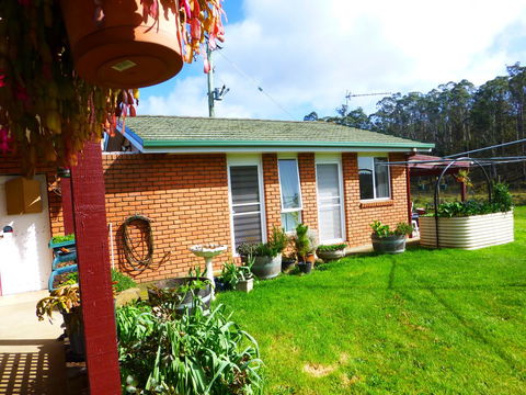 Quamby Pines Chalet - Accommodation Sunshine Coast 22