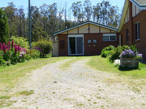 Quamby Pines Chalet - Accommodation Sunshine Coast 28