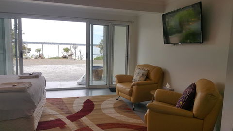 AppleBay Guest House - Accommodation Sunshine Coast 6