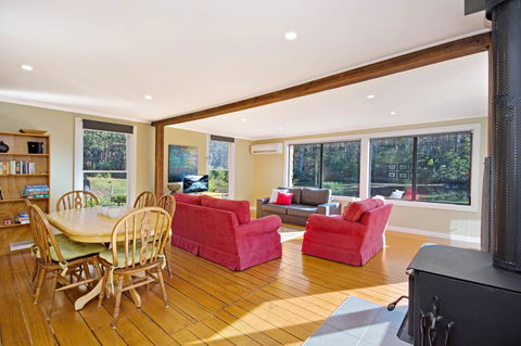 Naivasha Cottage - Accommodation Sunshine Coast 4