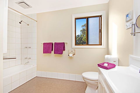 Naivasha Cottage - Accommodation Sunshine Coast 11