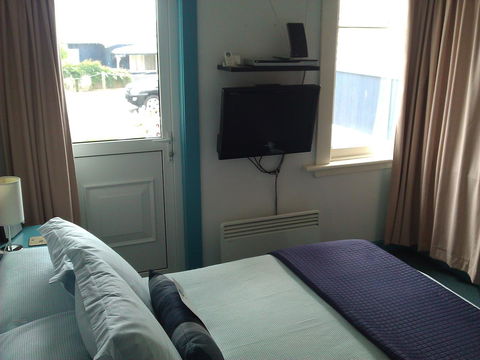Freycinet Waters - Accommodation Sunshine Coast 18