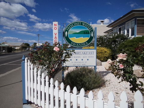 Freycinet Waters - Accommodation Sunshine Coast 2