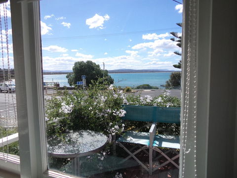Freycinet Waters - Accommodation Sunshine Coast 10