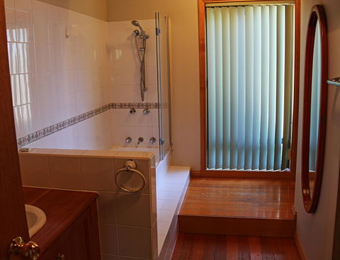Hazards Beach House - Accommodation Sunshine Coast 9