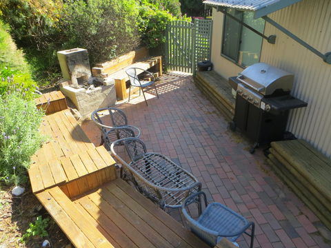 Hazards Beach House - Accommodation Sunshine Coast 3