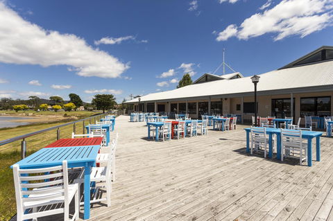 Panorama Hotel St Helens - Accommodation Sunshine Coast 3