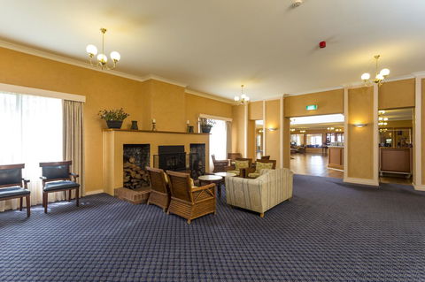 Panorama Hotel St Helens - Accommodation Sunshine Coast 1