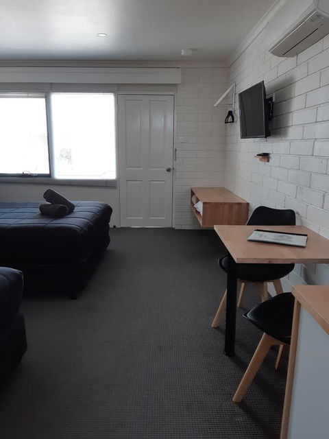 Anchor Wheel Motel - Accommodation Sunshine Coast 7