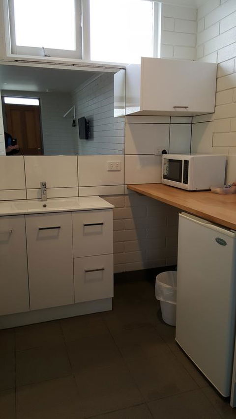 Anchor Wheel Motel - Accommodation Sunshine Coast 18