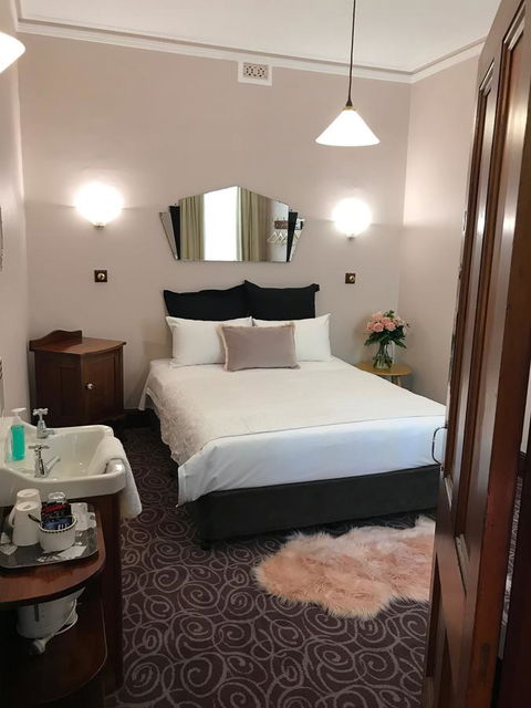 Astor Private Hotel - Accommodation Sunshine Coast 1