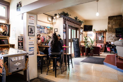 The Pickled Frog - Accommodation Sunshine Coast 7