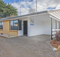 Elkie Villa - 2 Bedroom Unit - Burnie - Accommodation Sunshine Coast