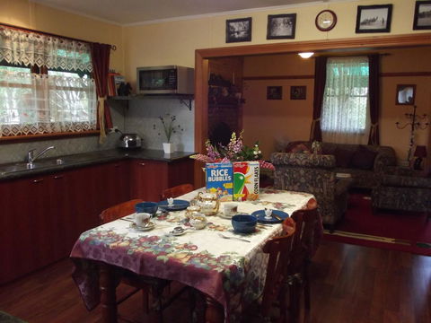 Blue Wren Riverside Cottage - Accommodation Sunshine Coast 19