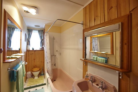 Blue Wren Riverside Cottage - Accommodation Sunshine Coast 21