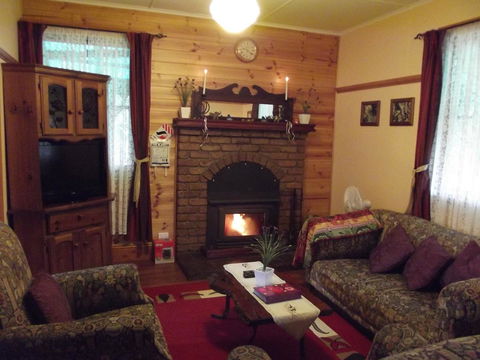 Blue Wren Riverside Cottage - Accommodation Sunshine Coast 18