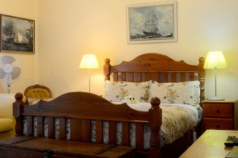 Edinburgh Gallery Bed & Breakfast - Accommodation Sunshine Coast 43