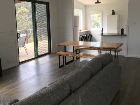 Derby Digs Cottage - Accommodation Sunshine Coast 4