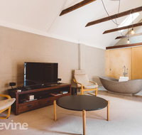 Devine Stays - Hayloft on ELizabeth - Accommodation Sunshine Coast