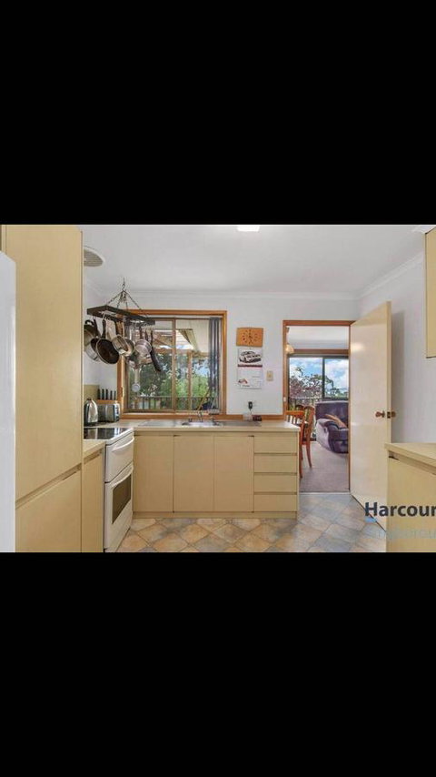 Little Mountain Town - Accommodation Sunshine Coast 16