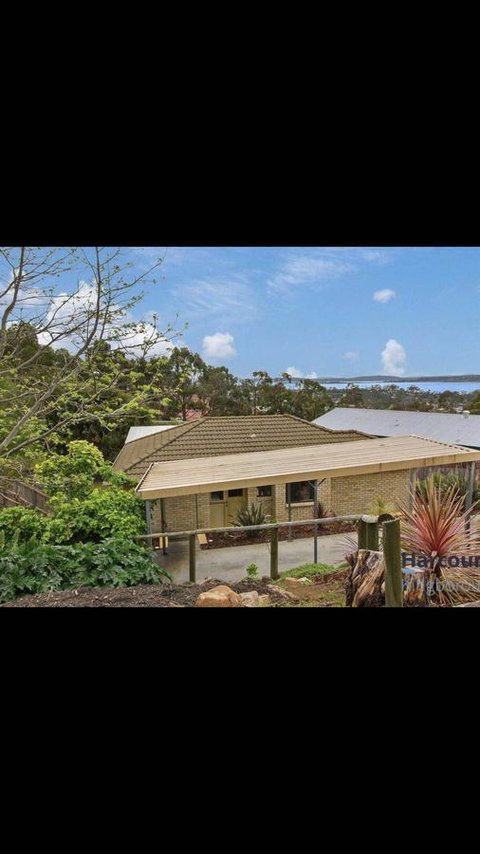 Little Mountain Town - Accommodation Sunshine Coast 13