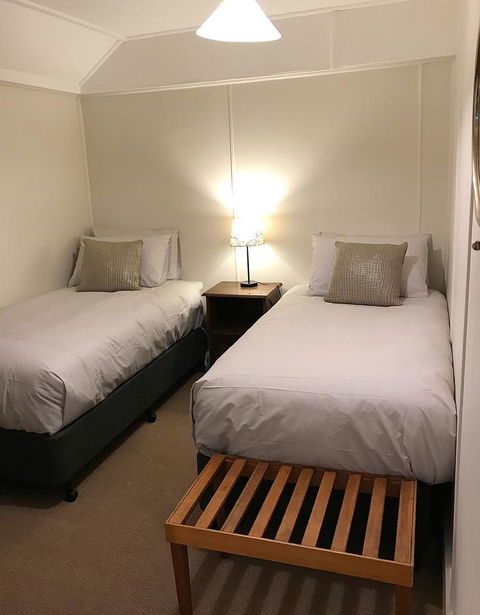 Platypus Playground Riverside Cottage - Accommodation Sunshine Coast 3