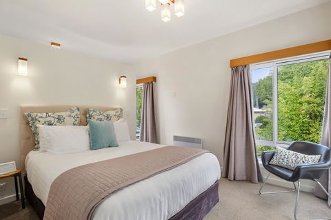 Apartment No 1 - Accommodation Sunshine Coast 1