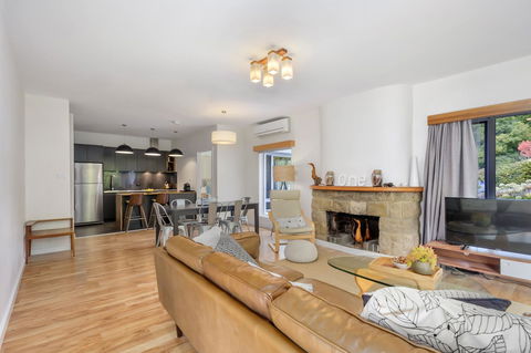 Apartment No 1 - Accommodation Sunshine Coast 10