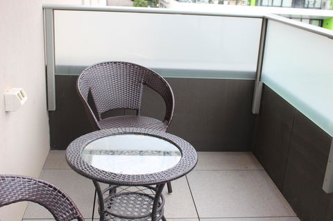 Poplar Box Hill Apartment - Accommodation Sunshine Coast 0