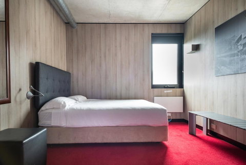 Buller Central Hotel - Accommodation Sunshine Coast 2