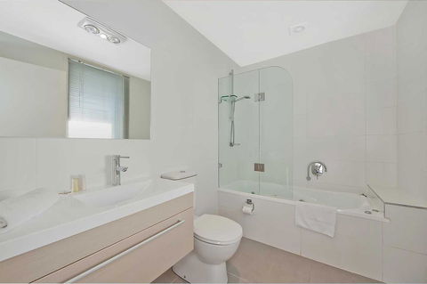 The Apollo - Accommodation Sunshine Coast 2