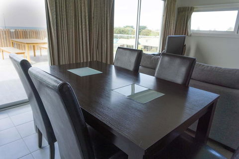 The Apollo - Accommodation Sunshine Coast 8