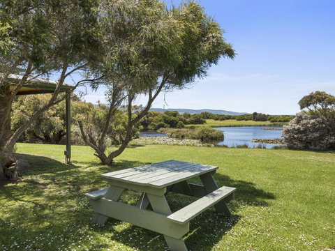 Apollo Bay Cottages - Accommodation Sunshine Coast 6