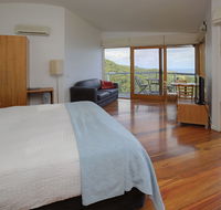 Chris's Beacon Point Restaurant  Villas - Accommodation Sunshine Coast