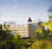 Deep Blue Hotel  Hot Springs - Accommodation Sunshine Coast