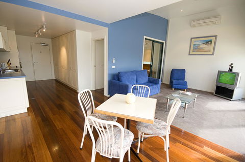 Anchorage Motel & Villas Lorne - Accommodation Sunshine Coast 15