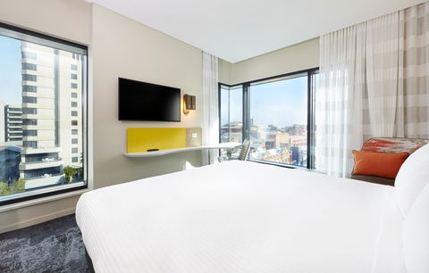 Holiday Inn Express Melbourne Southbank, An IHG Hotel - Accommodation Sunshine Coast 2
