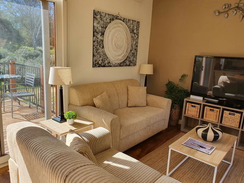 Rural 5 Star Villa\'s With Resort Amenities - Accommodation Sunshine Coast 1