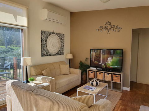 Rural 5 Star Villa\'s With Resort Amenities - Accommodation Sunshine Coast 3