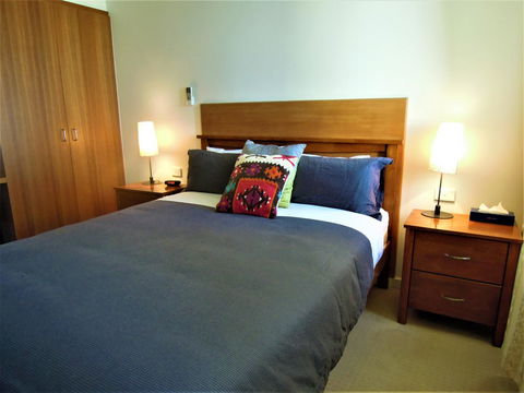 Plough Hotel - Accommodation Sunshine Coast 5
