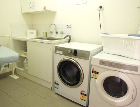 Plough Hotel - Accommodation Sunshine Coast 29