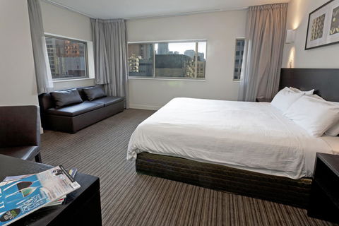 Causeway 353 Hotel - Accommodation Sunshine Coast 34