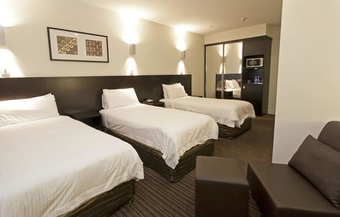 Causeway 353 Hotel - Accommodation Sunshine Coast 21