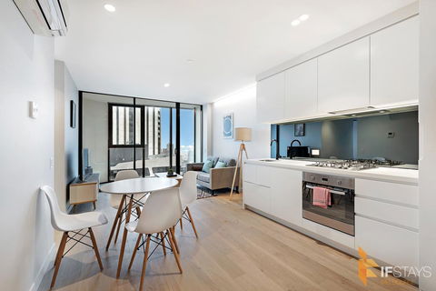 IFSuites (IFSTAYS) Light House Victoria One Apartment - Accommodation Sunshine Coast 3