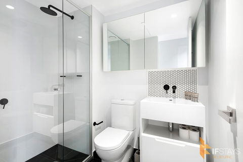 IFSuites (IFSTAYS) Light House Victoria One Apartment - Accommodation Sunshine Coast 5