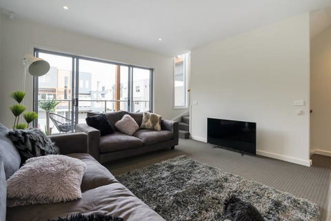 Marina Beach - Accommodation Sunshine Coast 4