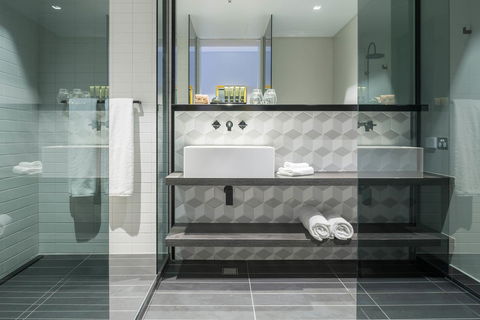 Peppers Docklands - Accommodation Sunshine Coast 6