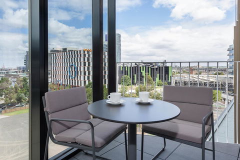 Peppers Docklands - Accommodation Sunshine Coast 4